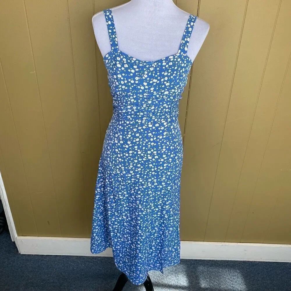 Women XS floral print tank top strap fit and flare dress blue & white